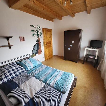 Ferienwohnung Helga Thalmassing  Bagian luar foto